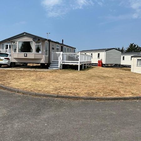 Beautiful Caravan In Trecco Bay! 74 Sycomore Bridgend  Buitenkant foto